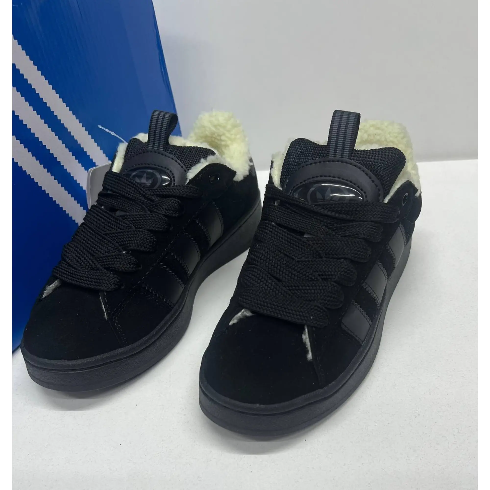 Adidas campus all black suede top