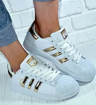 Adidas Superstar с джоггерами