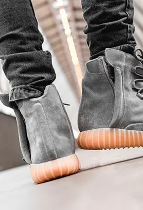 Adidas Yeezy BOOST 750