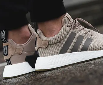 Nmd r2 adidas hot sale